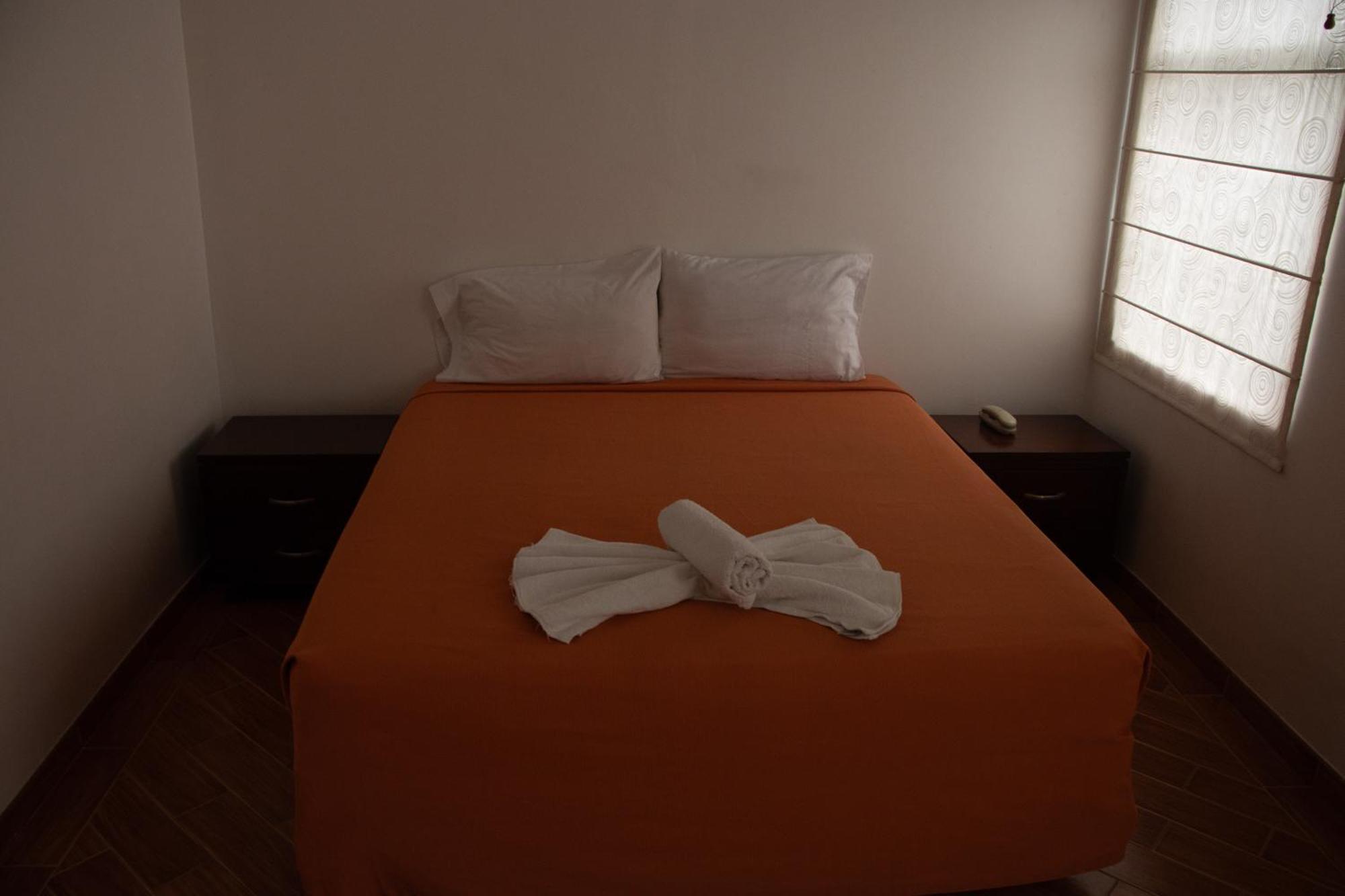 Hotel El Castillo Chinauta Luaran gambar