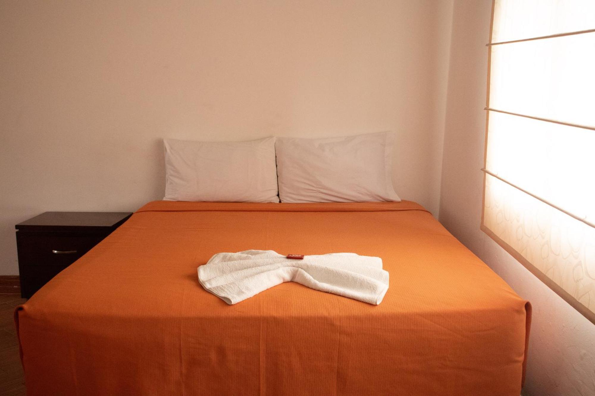 Hotel El Castillo Chinauta Luaran gambar